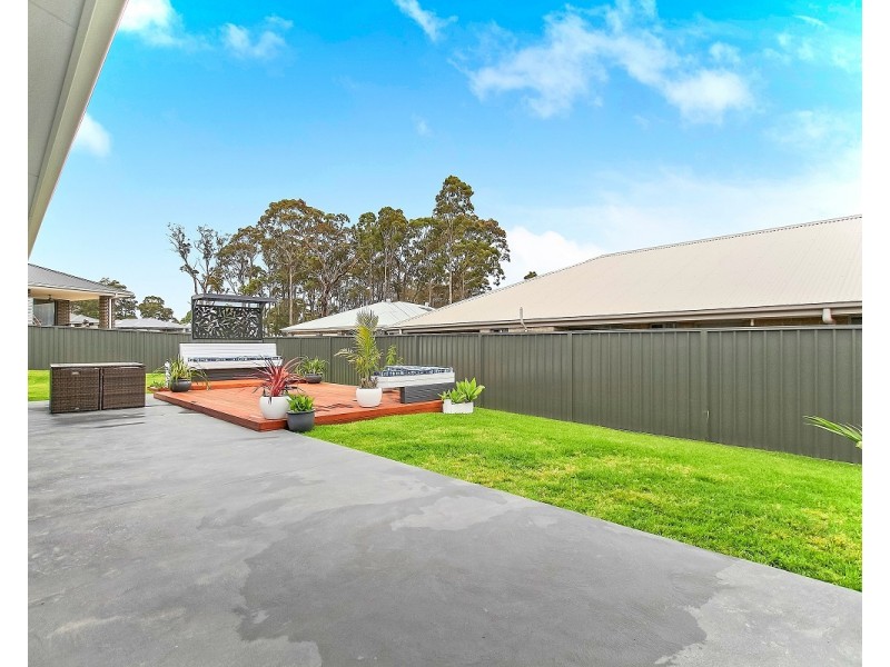 21 Nadine Street, Sanctuary Point NSW 2540