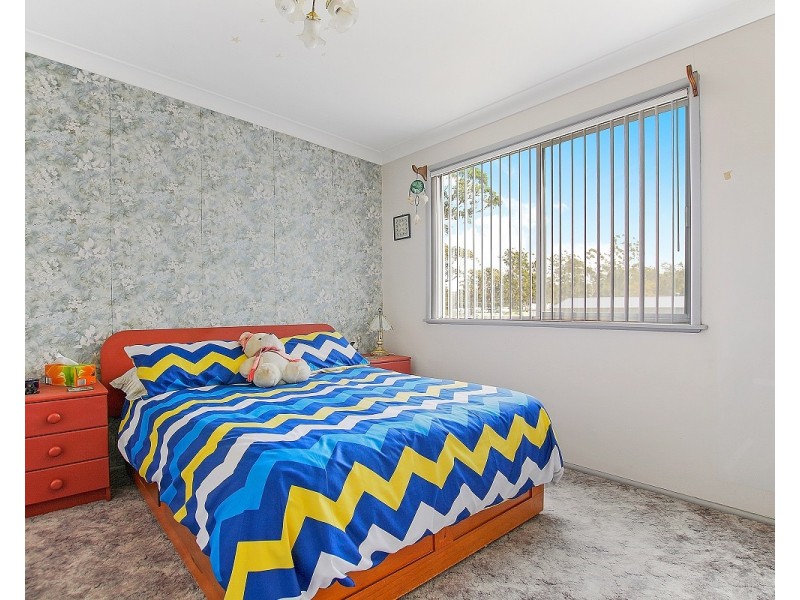 8 St Georges Road, St Georges Basin NSW 2540