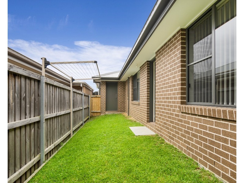 18 Skiff Street, Vincentia NSW 2540