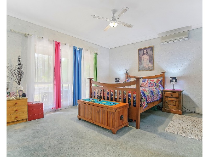 609 Woollamia Road, Woollamia NSW 2540