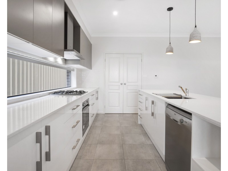 28 Trawler Street, Vincentia NSW 2540