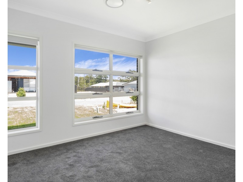 28 Trawler Street, Vincentia NSW 2540