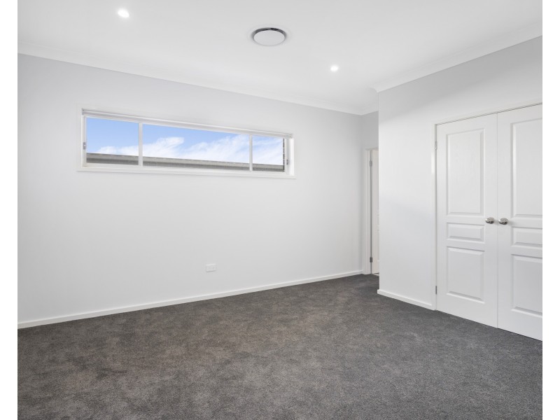 28 Trawler Street, Vincentia NSW 2540