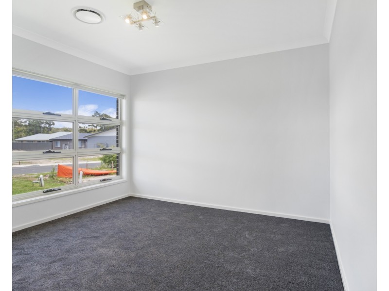 28 Trawler Street, Vincentia NSW 2540
