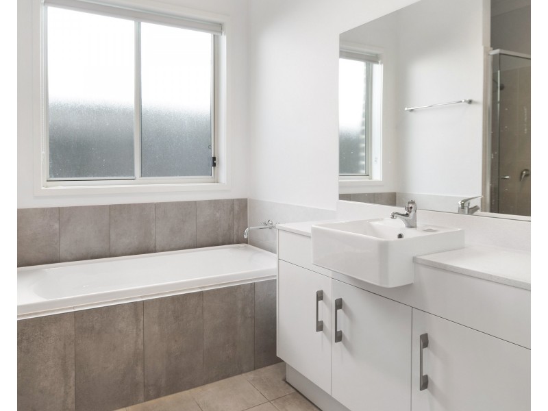 28 Trawler Street, Vincentia NSW 2540