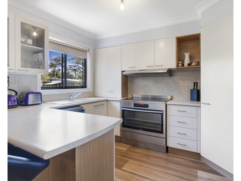 14 Fitzpatrick Street, Old Erowal Bay NSW 2540