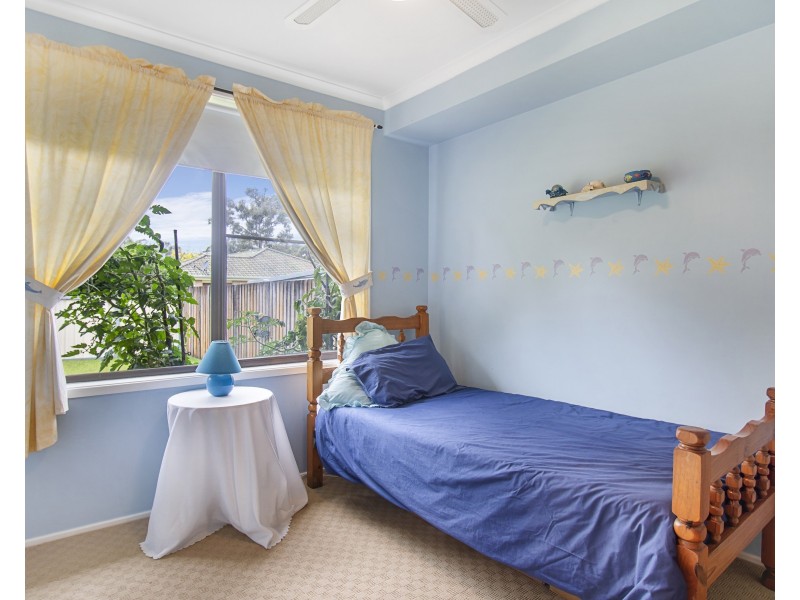 2 Moroney Avenue, St Georges Basin NSW 2540