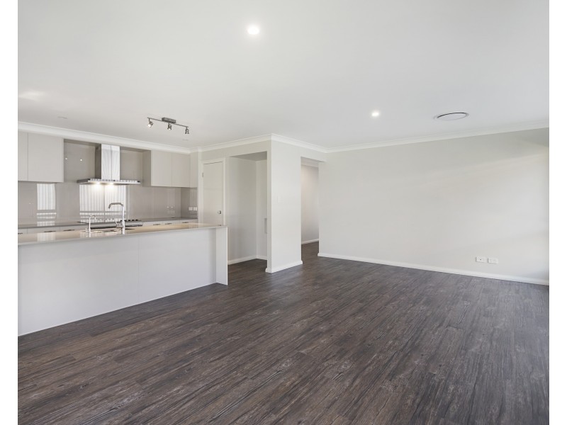 57 Summercloud Crescent, Vincentia NSW 2540