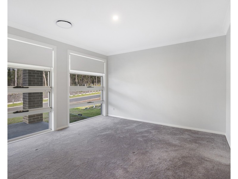 57 Summercloud Crescent, Vincentia NSW 2540