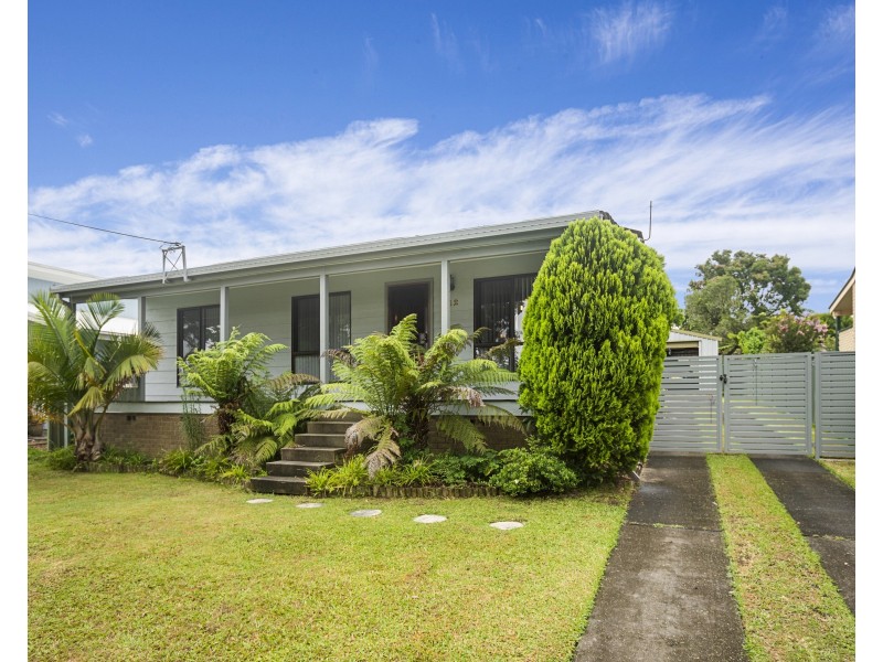 42 Tasman Road, St Georges Basin NSW 2540