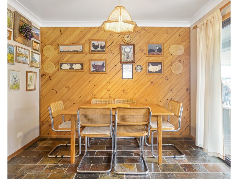 42 Tasman Road, St Georges Basin NSW 2540