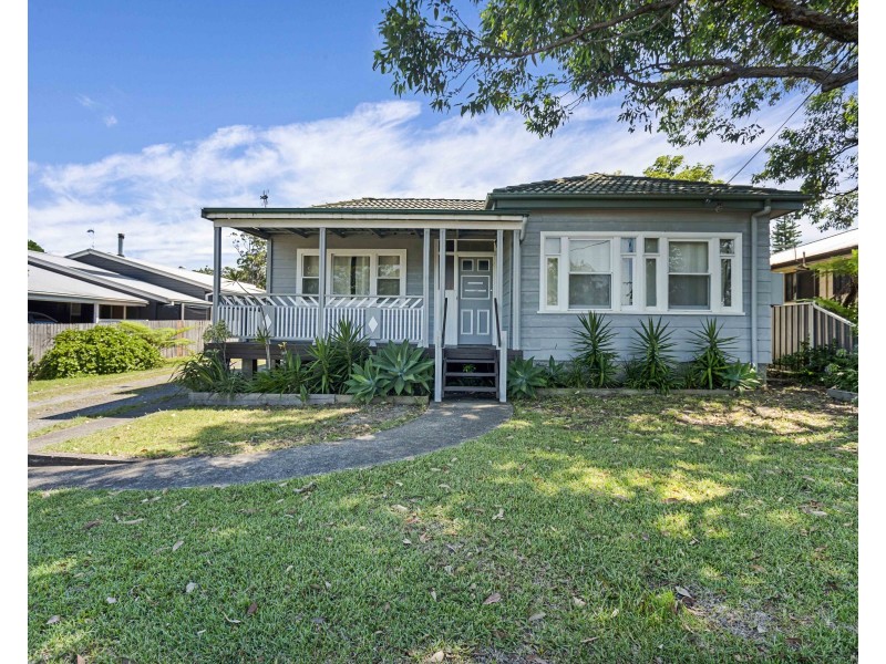 24 Tasman Road, St Georges Basin NSW 2540