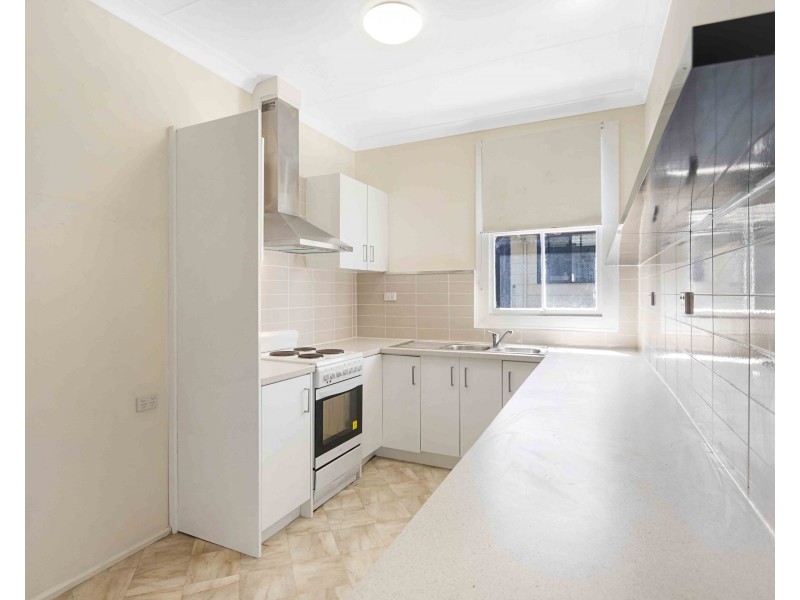 24 Tasman Road, St Georges Basin NSW 2540