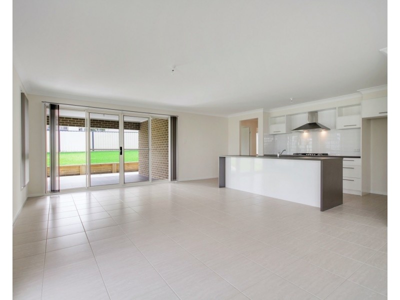 16 Albion Street, Sanctuary Point NSW 2540