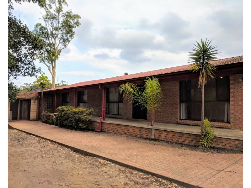 40 Yuroka Crescent, St Georges Basin NSW 2540