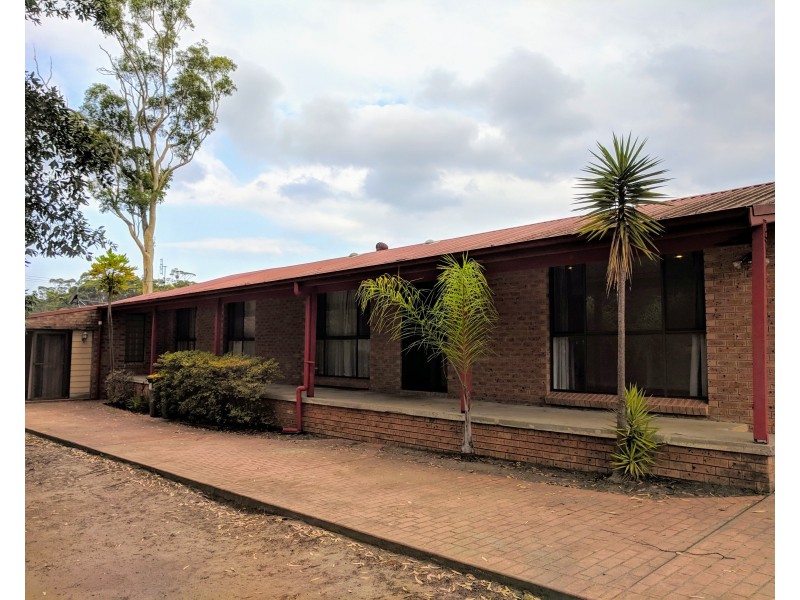 40 Yuroka Crescent, St Georges Basin NSW 2540