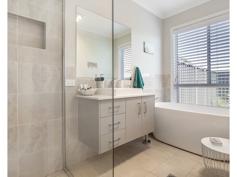 19 Seagrass Avenue, Vincentia NSW 2540