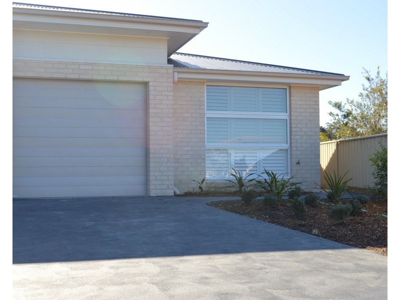 8B Kurraba Place, St Georges Basin NSW 2540