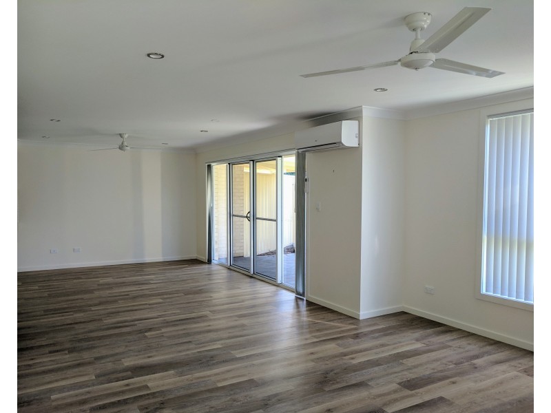8B Kurraba Place, St Georges Basin NSW 2540