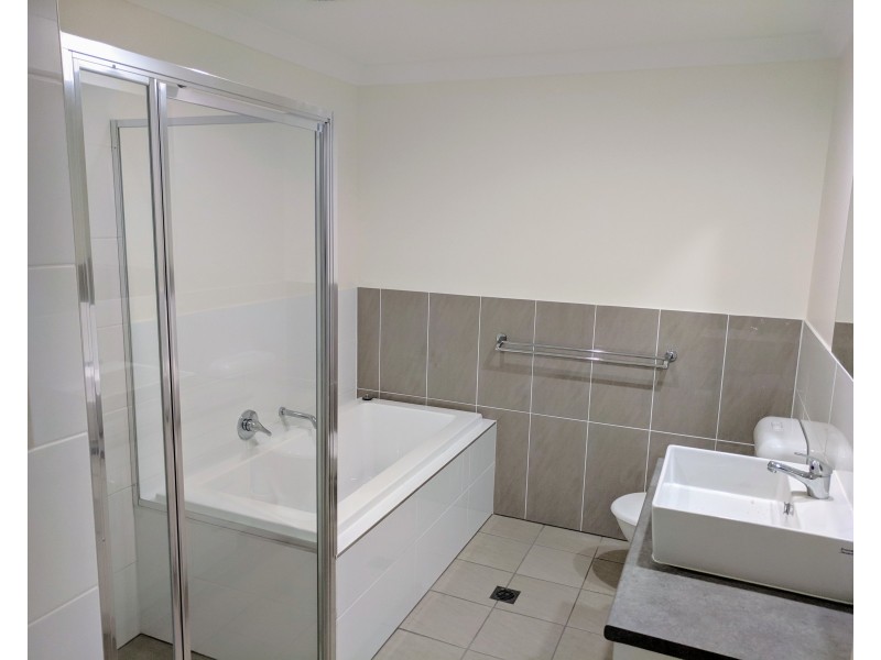 8B Kurraba Place, St Georges Basin NSW 2540