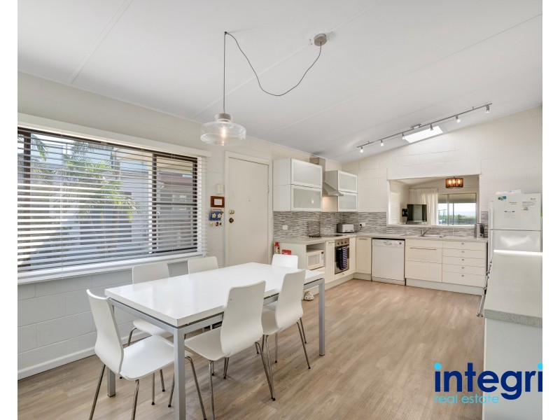 78 Elizabeth Dr, Vincentia NSW 2540