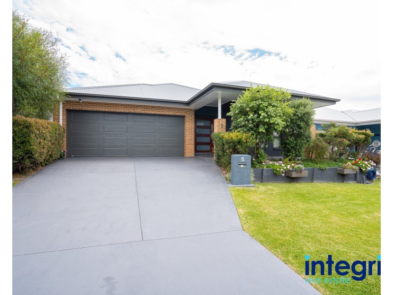 5 Seabreeze Street, Vincentia NSW 2540
