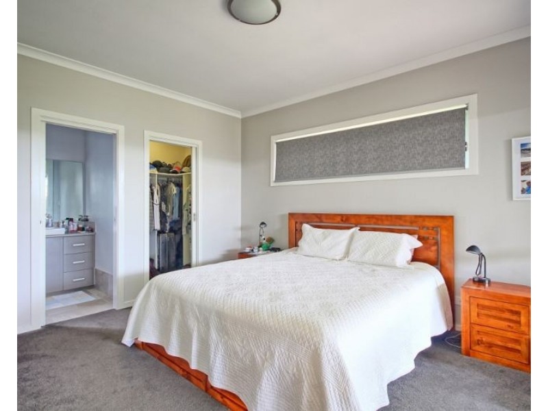 22 Belay Drive, Vincentia NSW 2540