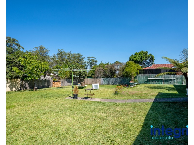 16 Yuroka Crescent, St Georges Basin NSW 2540