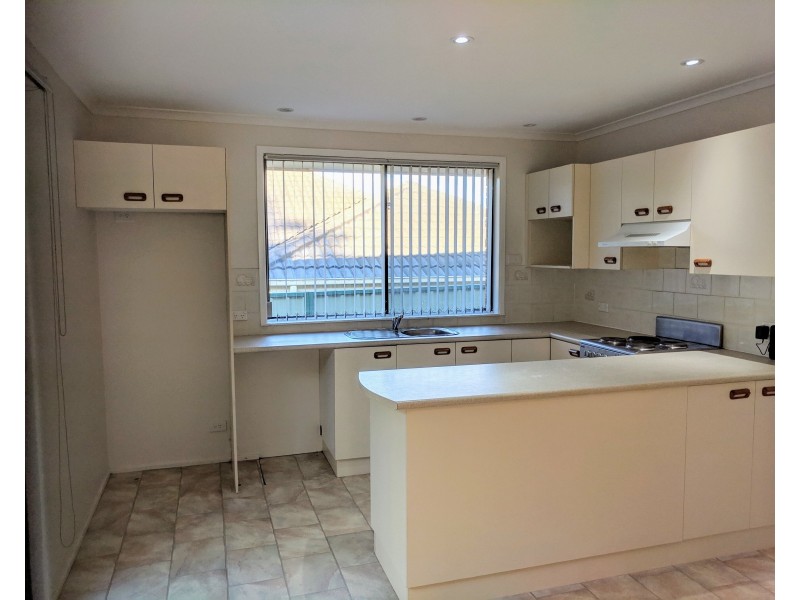 10 Gymea Avenue, Sanctuary Point NSW 2540