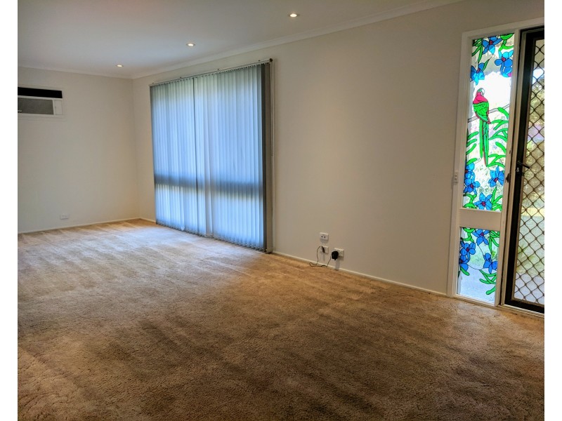 10 Gymea Avenue, Sanctuary Point NSW 2540