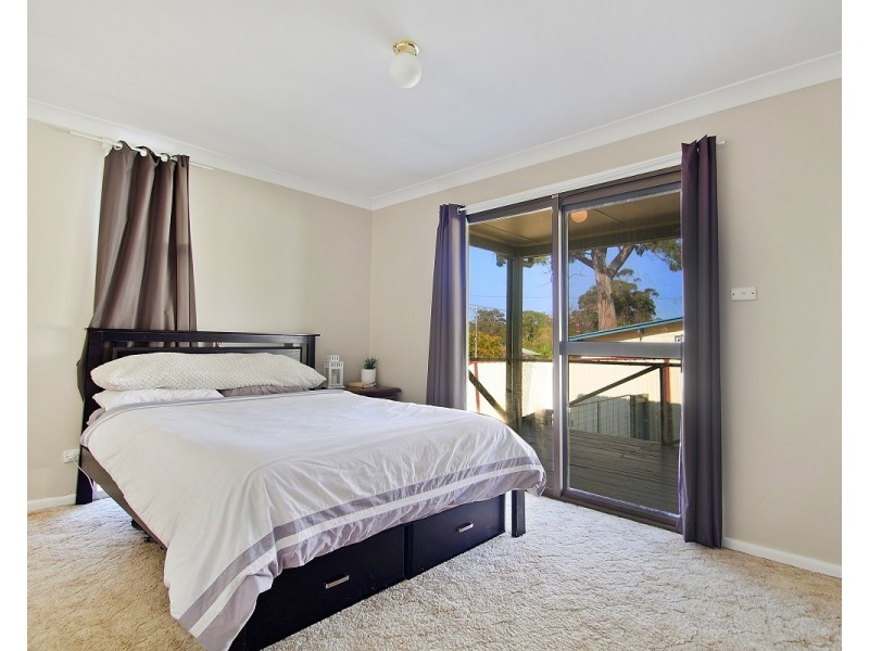 25 Fitzpatrick Street, Old Erowal Bay NSW 2540