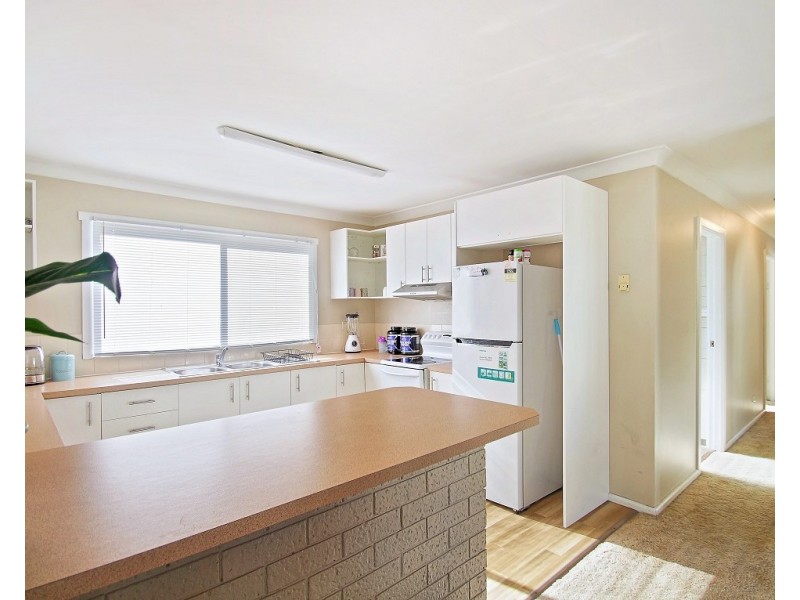 25 Fitzpatrick Street, Old Erowal Bay NSW 2540