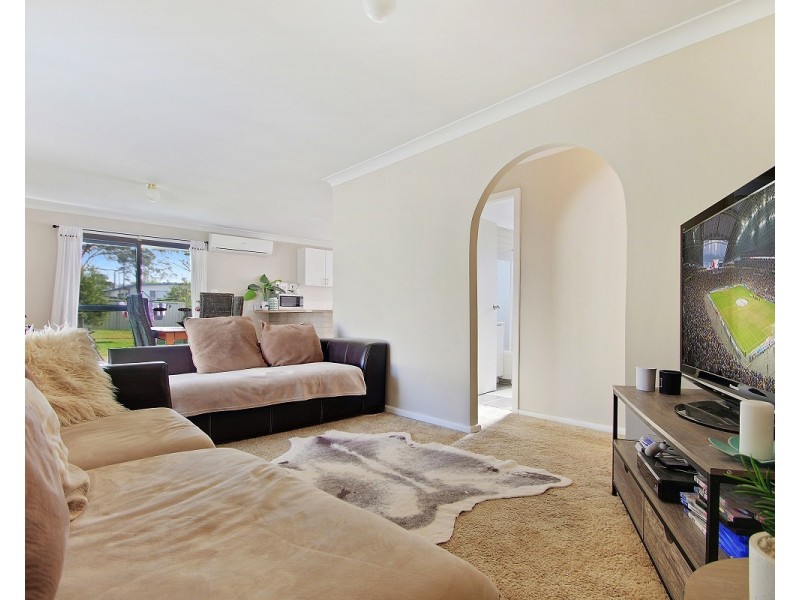 25 Fitzpatrick Street, Old Erowal Bay NSW 2540