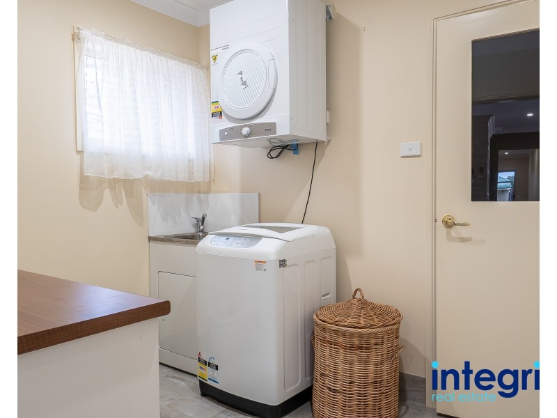 1 Ocean View Road, Sussex Inlet NSW 2540