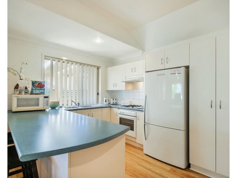 2/66 Hawke Street, Huskisson NSW 2540