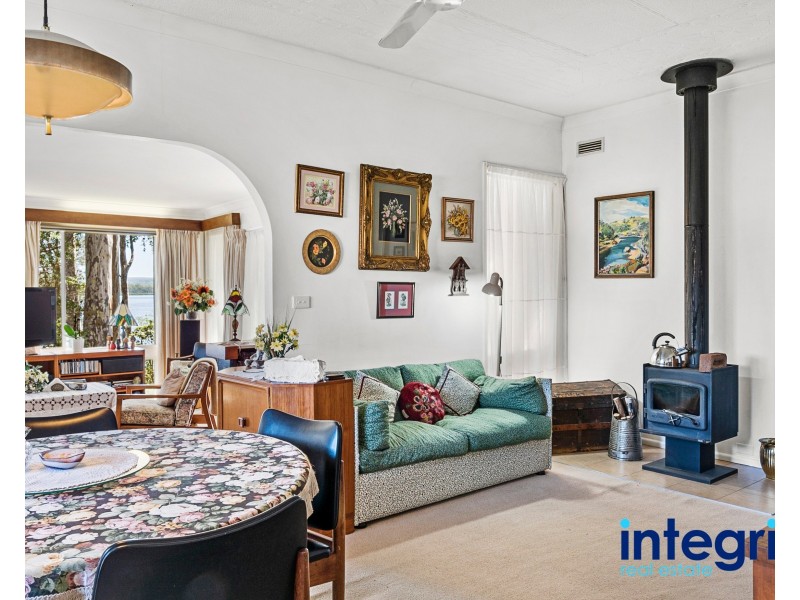 27 Island Point Road, St Georges Basin NSW 2540