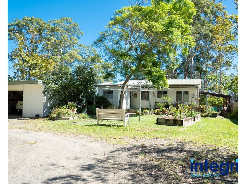 27 Island Point Road, St Georges Basin NSW 2540