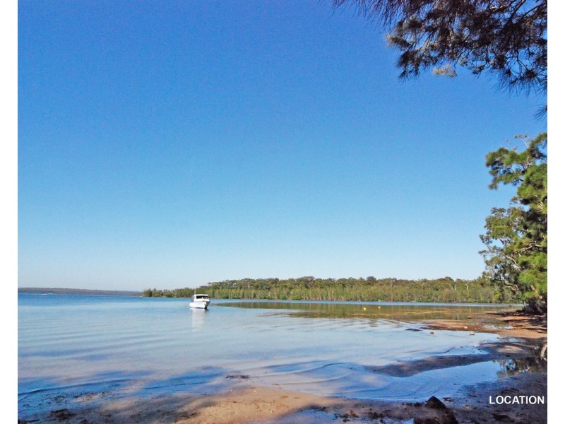 14 Island Point Rd, St Georges Basin NSW 2540