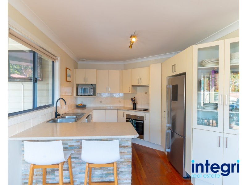 16 Mathie Street, Basin View NSW 2540