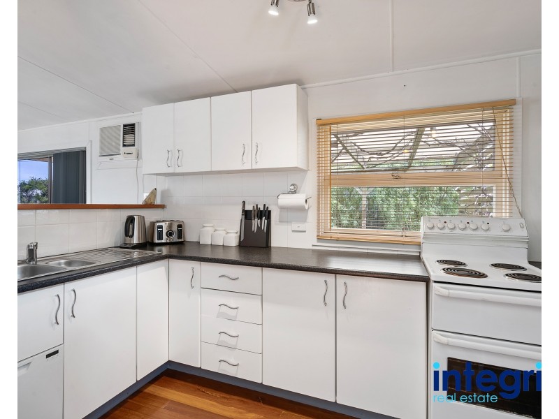 2 Graham Avenue, St Georges Basin NSW 2540