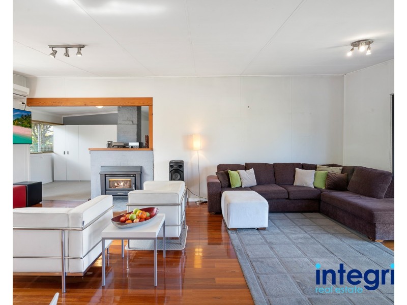 2 Graham Avenue, St Georges Basin NSW 2540