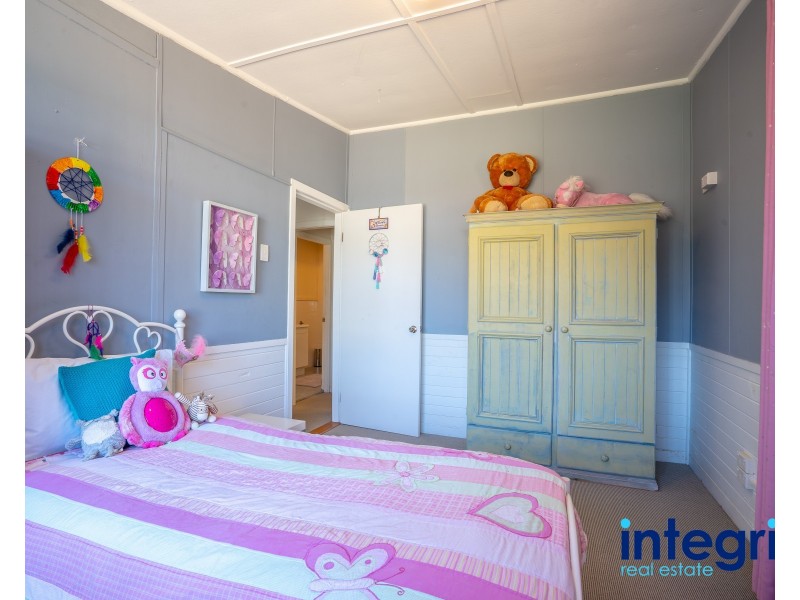 2 Graham Avenue, St Georges Basin NSW 2540