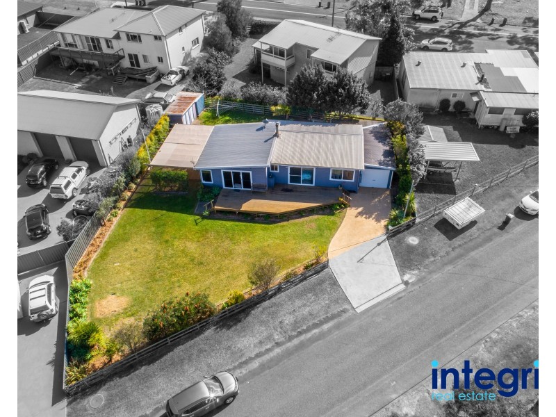 2 Graham Avenue, St Georges Basin NSW 2540
