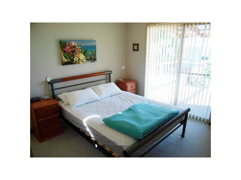 16 Elizabeth Dve, Vincentia NSW 2540