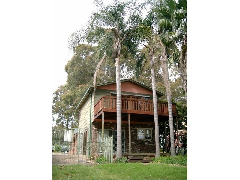 39 Streamside St, Woollamia NSW 2540