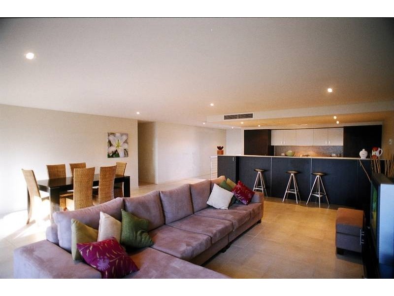 2/42 Bowen St, Huskisson NSW 2540