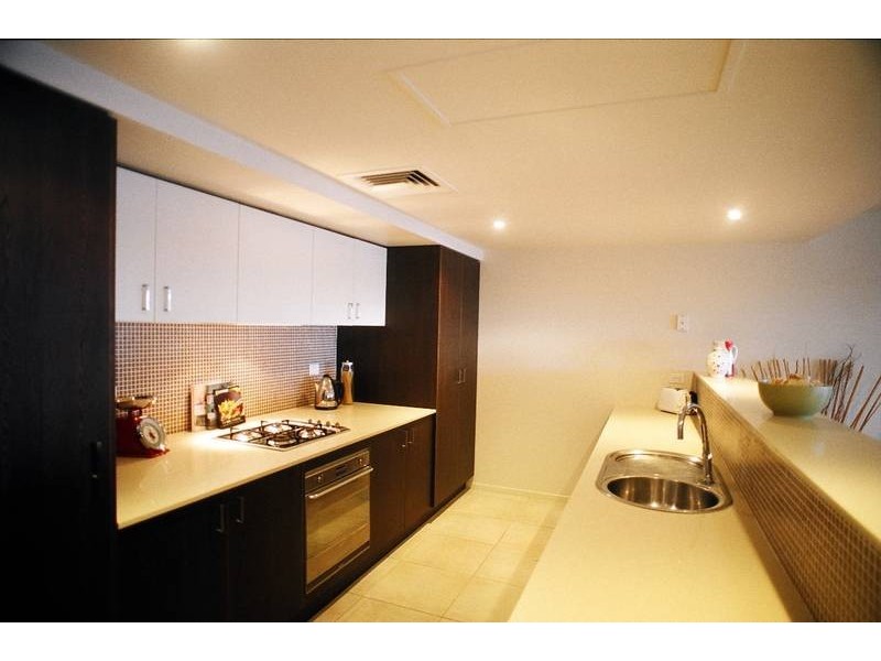 2/42 Bowen St, Huskisson NSW 2540
