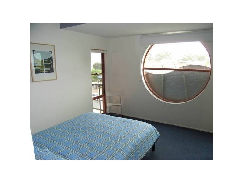 2/62 Owen Street, Huskisson NSW 2540