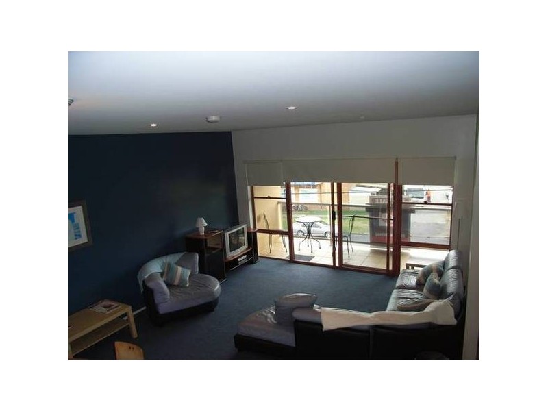 2/62 Owen Street, Huskisson NSW 2540