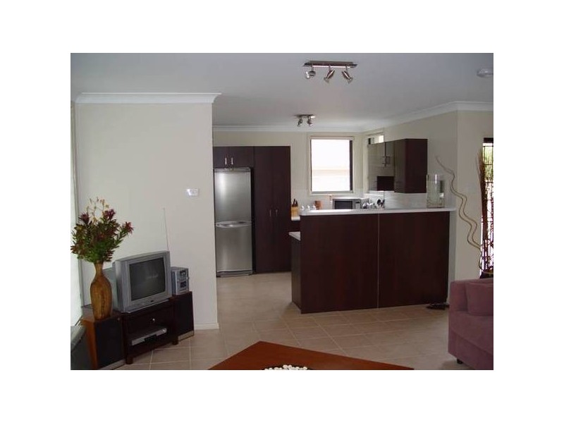 2/21 Duncan Street, Huskisson NSW 2540